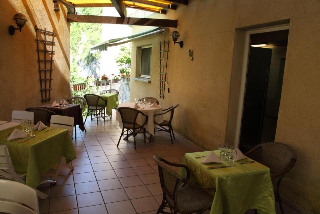 Rome Hotel Saint-Nazaire-en-Royans Bagian luar foto
