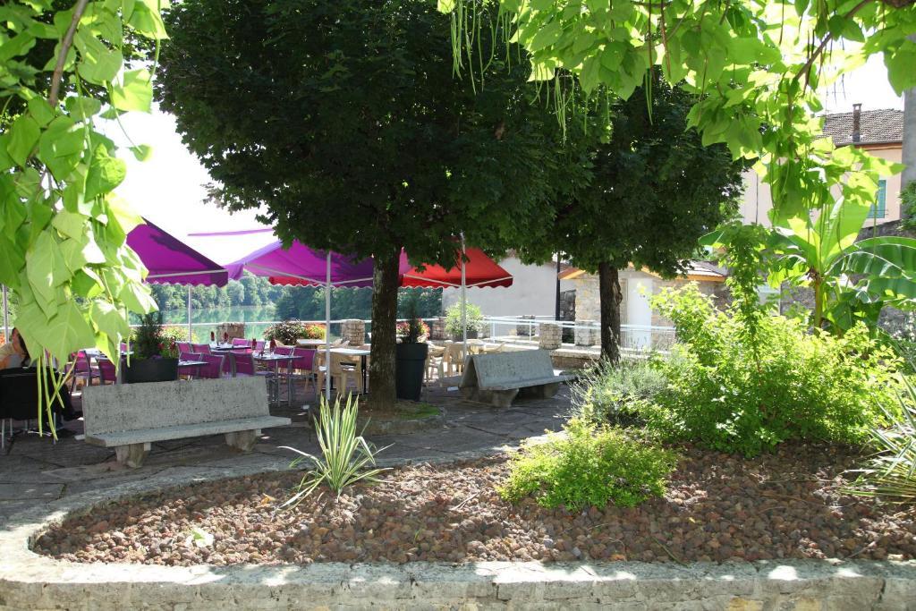 Rome Hotel Saint-Nazaire-en-Royans Bagian luar foto